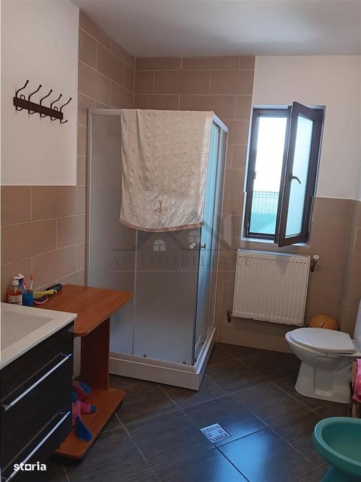 VILA P+M 198mp utili TEREN 300mp Toate utilitatile Lunca Cetatuii