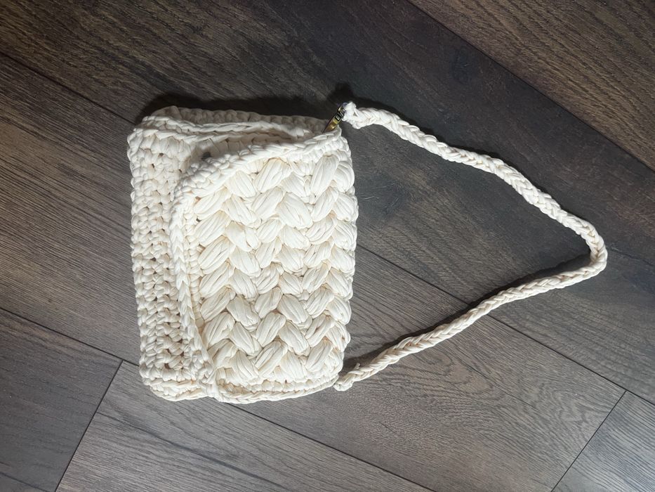 Дамски плетени чанти