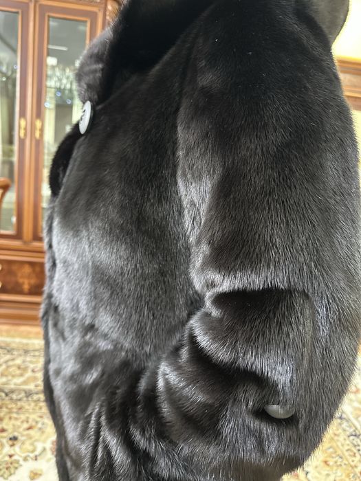 Продается новая шуба