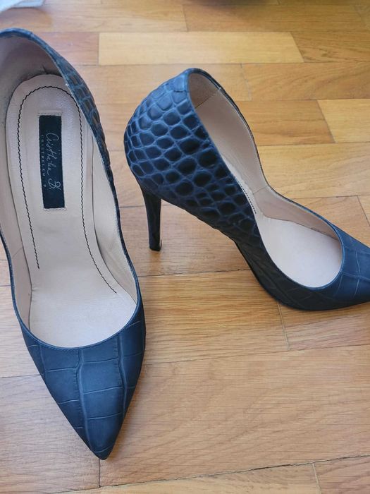 Stiletto Musette