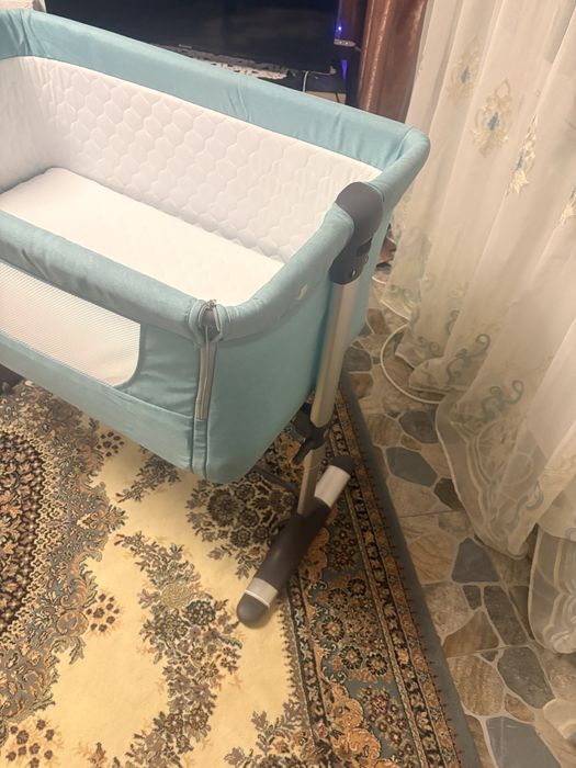 Pătuț de bebeluș ca nou