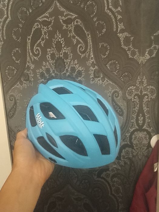 Продам шлем велосипедный