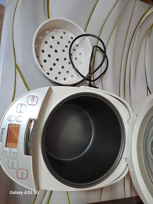 Продам мультиварку Saturn