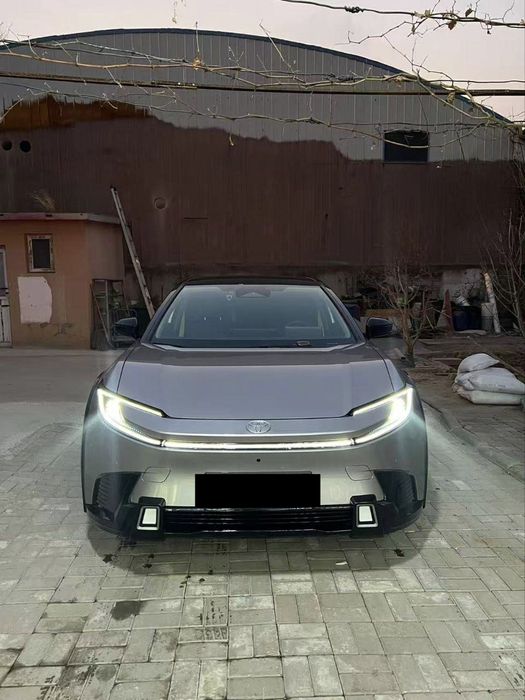 Toyota bz5 PRO plus 550км