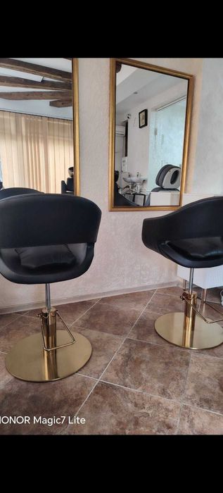 Inchiriez post coafor/frizerie bulevardul Transilvaniei 21