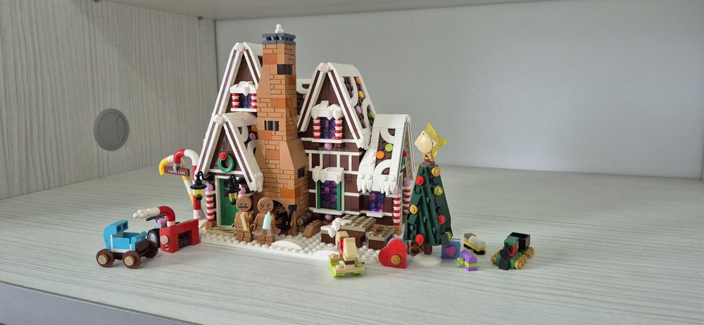 Vand Lego Creator Gingerbread House, 10267, ( casa turta dulce).