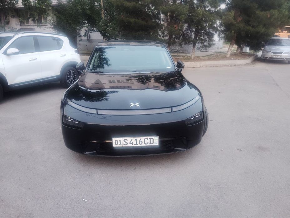 Авто XPeng
Запас хода (NEDC) – 450 км
Цвет автомобиля 
Разгон до 100 к