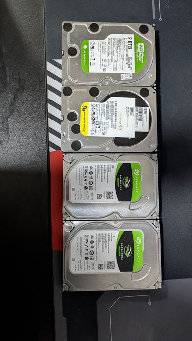 Vand 4 hdd uri in stare buna. Urgent!!