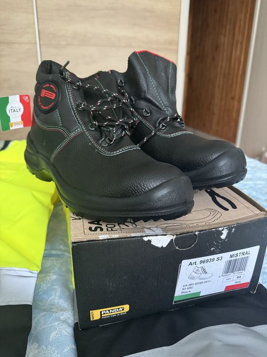 Работни обувки MISTRAL ANKLE S3 SRC