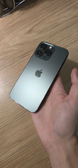 Iphone 13 pro Alpine Green