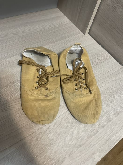 Танцевальные кросовки