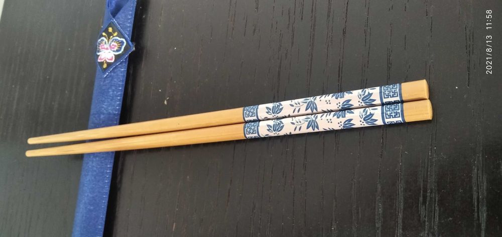 Палочки для еды.  Корея.