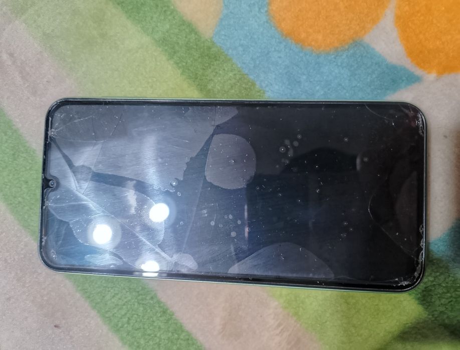 Телефон Самсунг сатылады