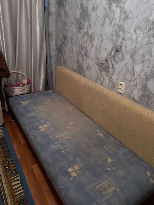 Спальный диван в комнату