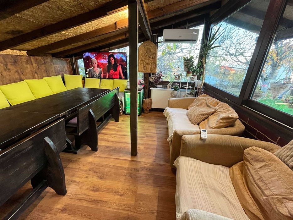 Продава се къща в гр. Мъглиж – отлична семейна имотна възможност!