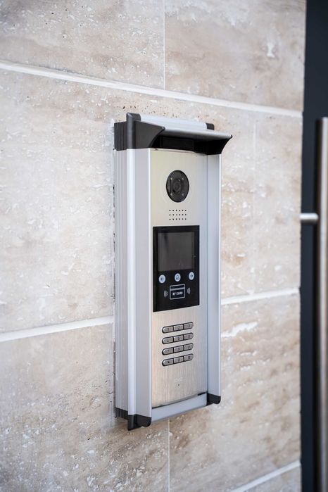 Продава се Двустаен апартамент в Карлово - 76 кв.м за 814 €/кв.м - Снимка #21