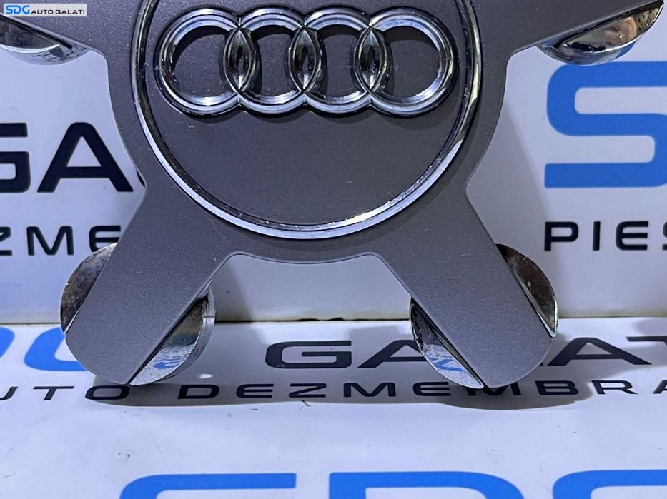 Capac Ornament Janta Roata Audi TT 2007 - Prezent Cod 4F0601165N [L7196]