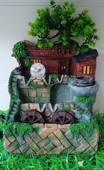 Сувенир водопад течёт вода. Отличный подарок и уют вашему дому, офису.