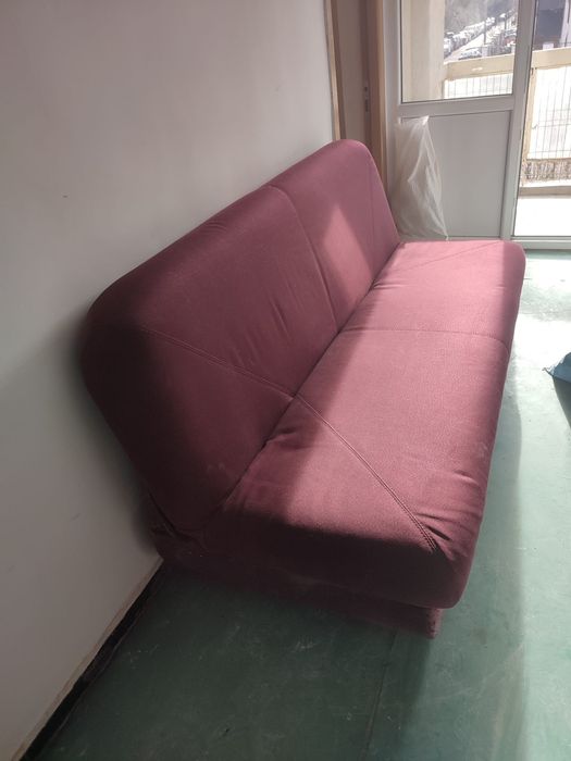 Canapea extensibila 3 locuri