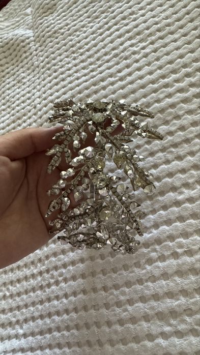 Диадема 60 000 сум