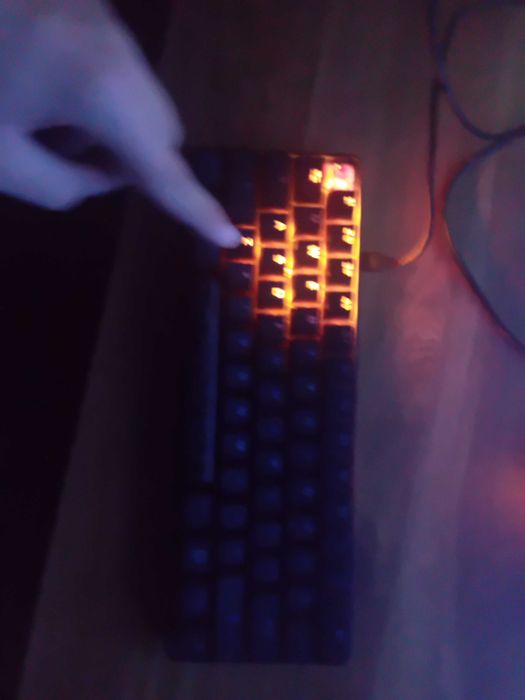 Продавам клавиатура Hyper H