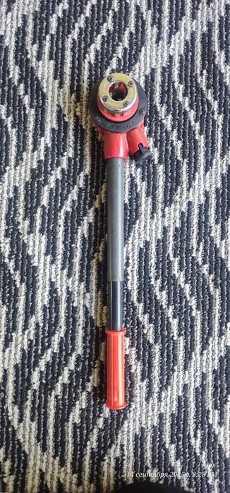 Ключ для нарезки резьбы