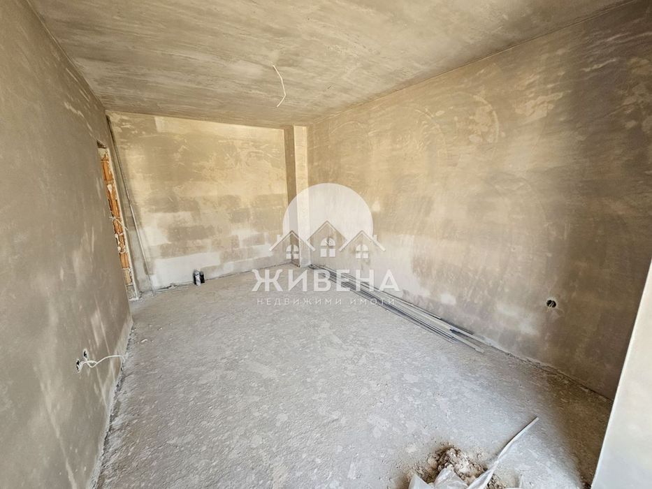 Продава се Тристаен апартамент в Варна, Погреби - 98 кв.м за 1898 €/кв.м - Снимка #4