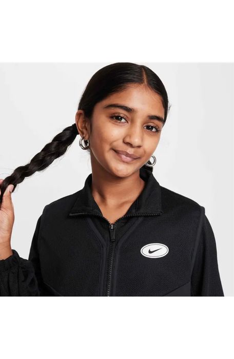 Оригинален екип nike чисто нов, с етикет закупен от чужбина