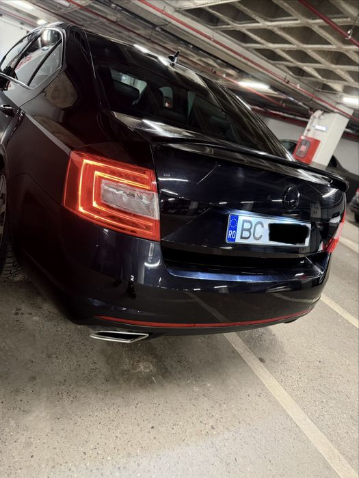 Vând Skoda Octavia 3 vRS 2.0 TDI - 184 CP
