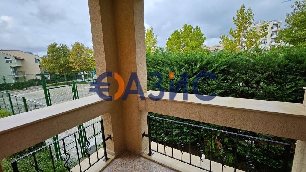 Апартамент с 2 спални в комплекс Престиж Форт Бийч, 100 кв. м., Свети