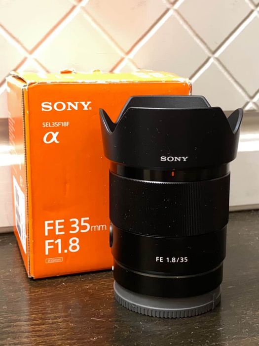 объектив Sony FE 35mm f1.8