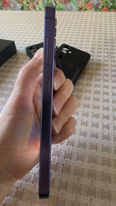 Продам Samsung s 24