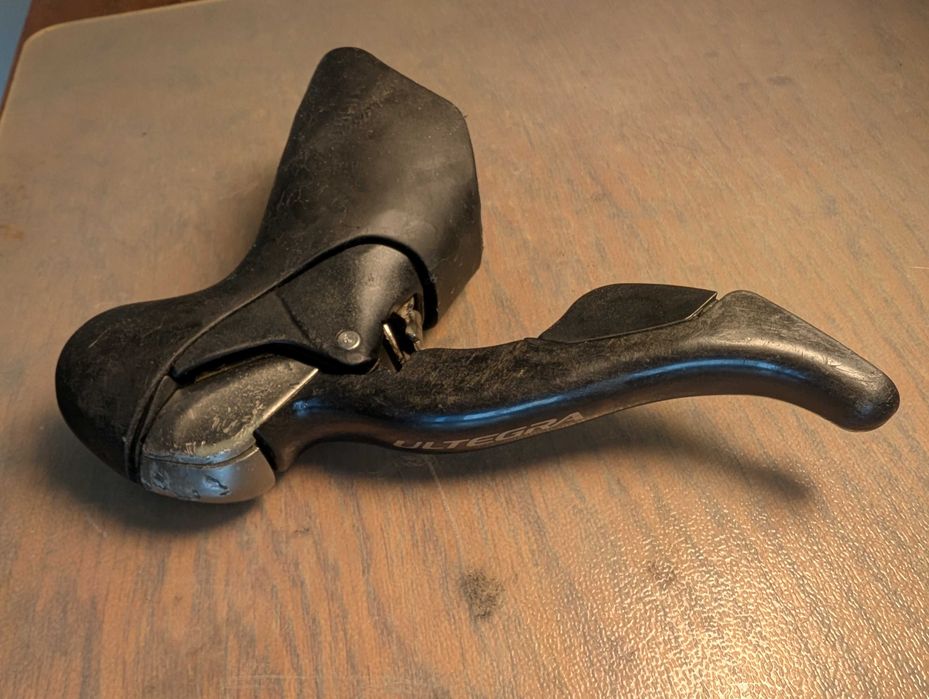 Schimbatoare si manete Shimano Ultegra seria 6700 2x10, frana pe janta