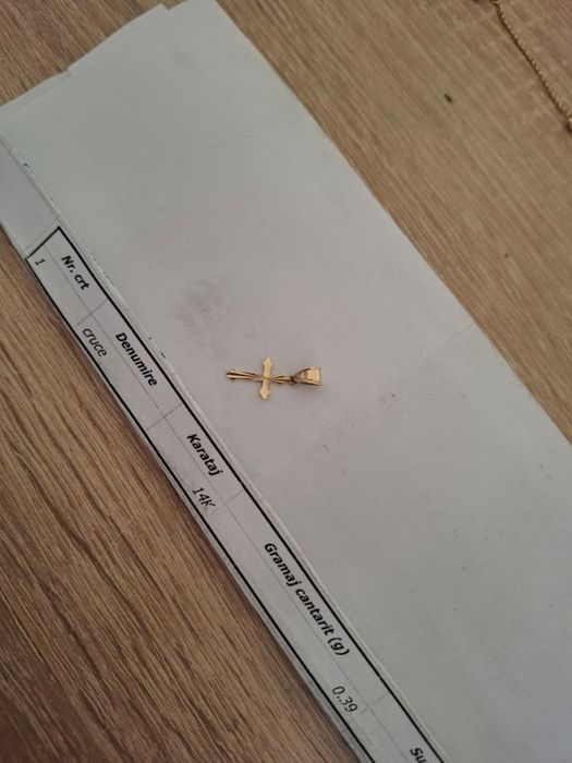 Vand cruciulita aur pret fix