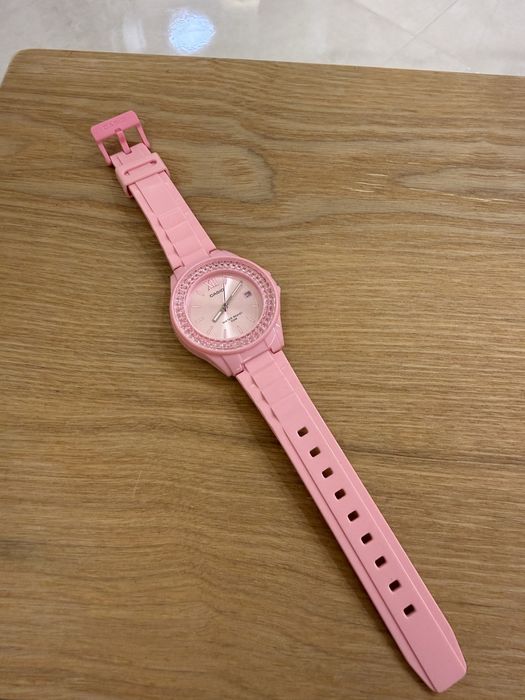 Розов Часовник Casio