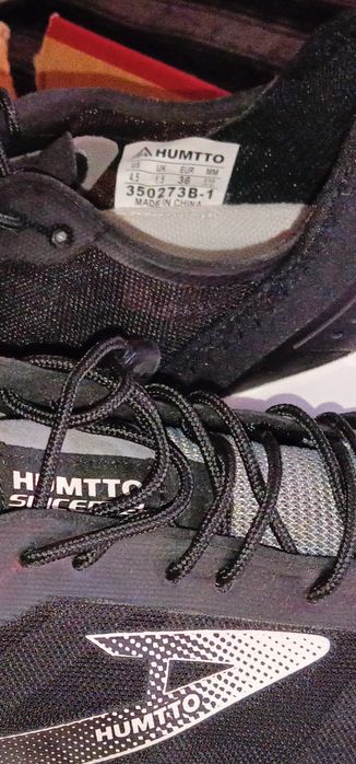 Продам кроссовки 35-36р новые HUMTTO