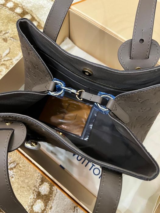 Сумка Louis Vuitton