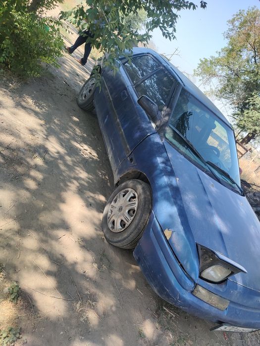 Мазда 323 продам