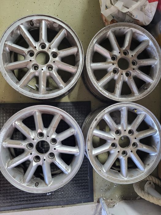 Диски литье R15 (оригинал)