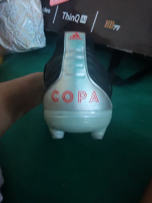 Бутсы футбольные