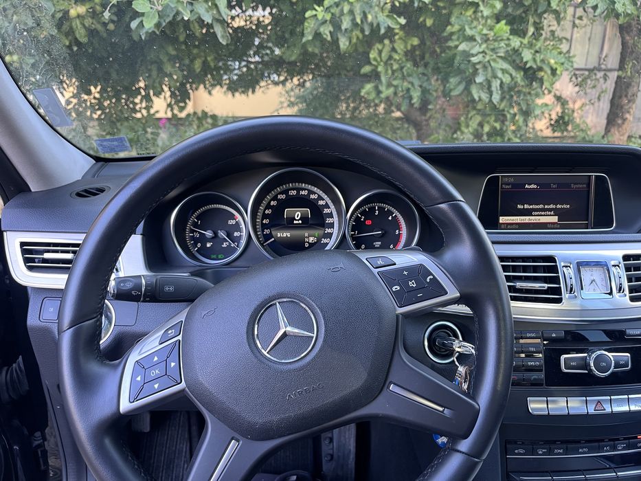 Мерцедес Е220 w212