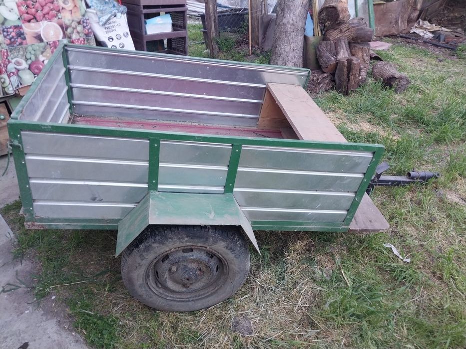 Vând remorcă pentru motosapă