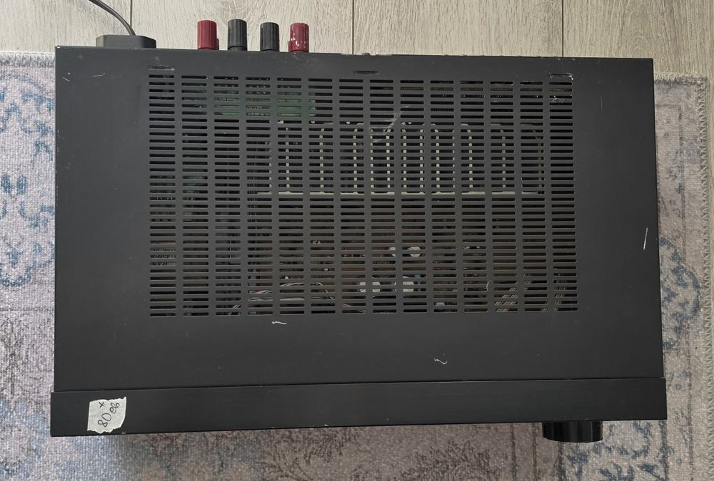Интегриран стерио усилвател Sony F319R