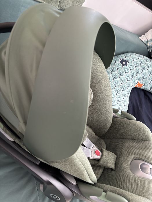 Scoica Cybex Cloud T i-size Sage Green