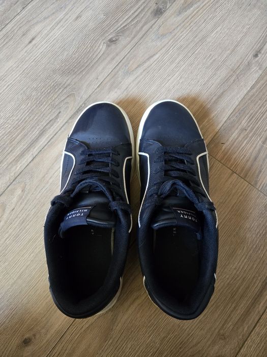 Кожени сникърси Tommy Hilfiger