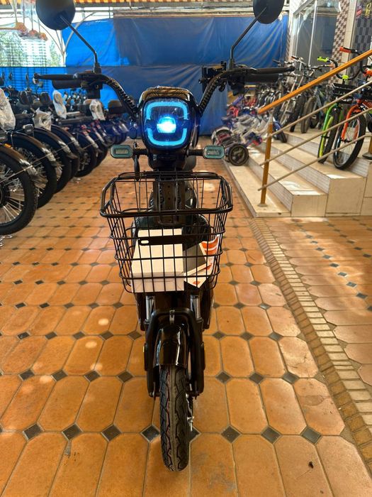 Elektro skuter dastafka bor