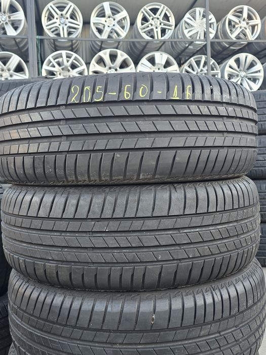 4 Броя 205/60/16 Bridgestone 7mm КАТО НОВИ