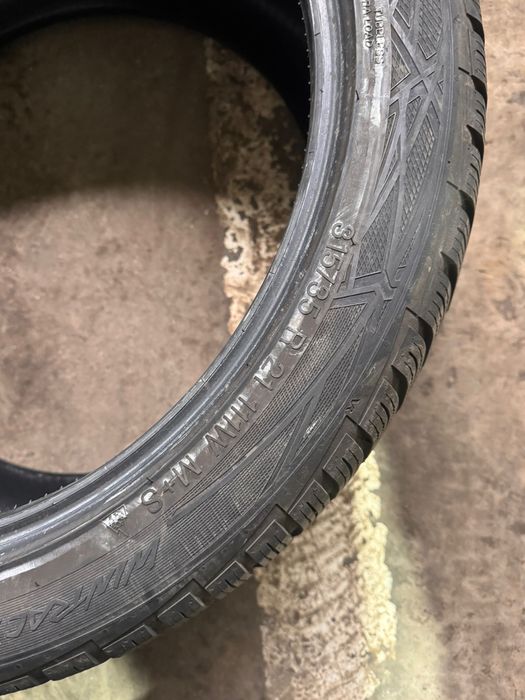 Anvelope  set 4 buc 275/40 R 21, 315/40 R 21  Dot 2020