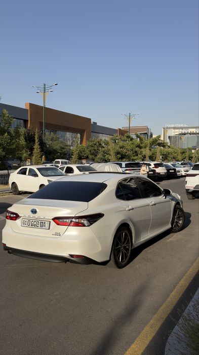 Toyota Camry 2022 2.5 Gbrid