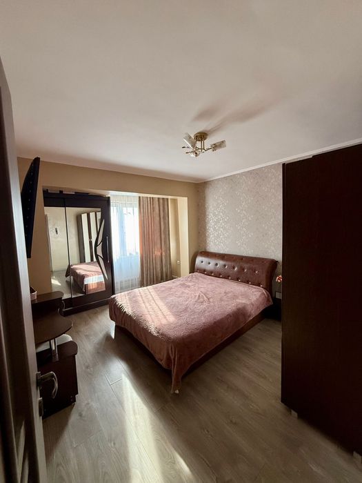 Vand apartament 2 camere